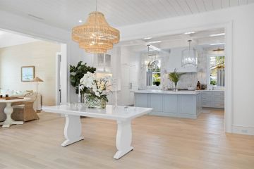 dining room to kitchen